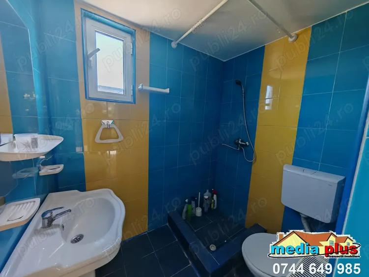 Inchiriere camera + baie ?i bucatarie, curte comuna zona Liceul Marin Coman - 5