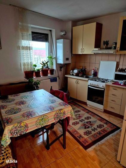 Vand apartament Alesd 2 camere zona centrala - 2