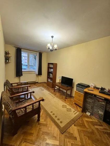 Apartament spa?ios, 3 camere, parter inalt zona lini?tita, VIVO MALL! - 14