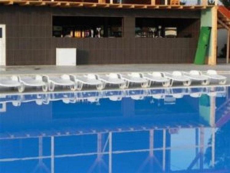 Pensiune restaurant , piscina, salon de evenimente de vanzare - 4