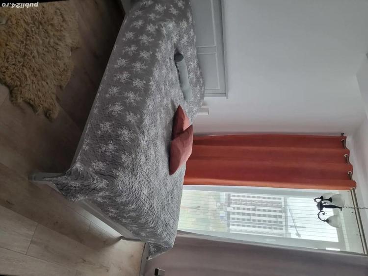 Proprietar vand ap 3 camere etaj 2 - 2