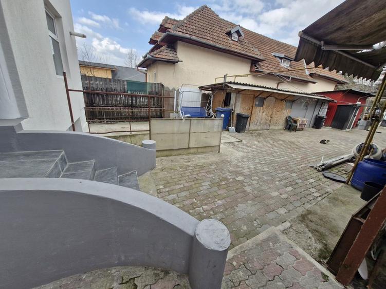 Casa de vanzare in Pucioasa . Zona centrala. - 7