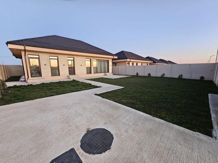 casa individuala parter, teren 500mp , placa beton, direct proprietar - 1