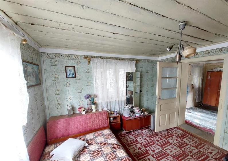 Casa 70 mp, teren 1415 mp , Zarnesti sat Fundeni - 2