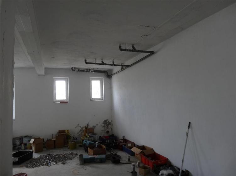 Inchiriem Hale P+E pe Artera principala vizavi de Metro-Momax - 10