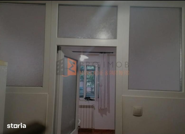 Apartament cu 2 camere decomandat în Dorobanți 2