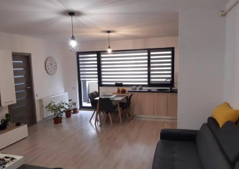 Apartament 2 camere spatios 58 mp,etaj 1, parcare privata Floresti - 1