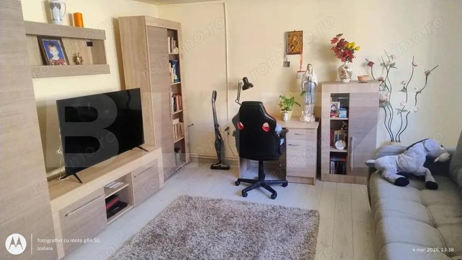 Casa cocheta 3 camere ,90 mp ,300 mp teren.Zona lini?tita - 1