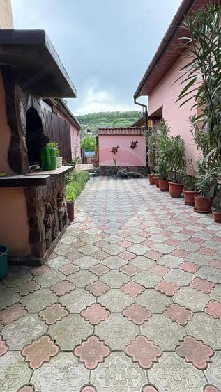 Casa in zona Mosnei, Str. Stejarului, la cheie - 1