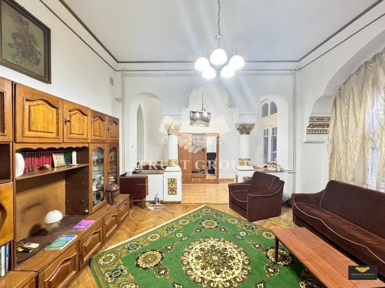 Apartament in vila | Victoriei | Curte 400mp