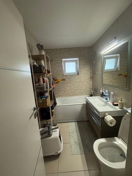 Apartament Frumoasa 3 camere decomandat, etaj 2/4 - 5