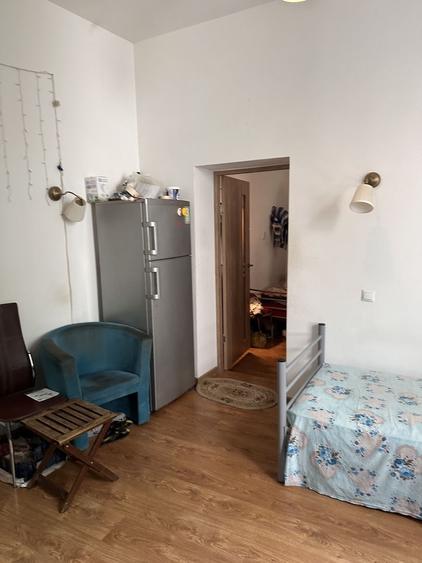 Apartament 2 camere - baie si bucatarie separate, singur pe etaj. - 9