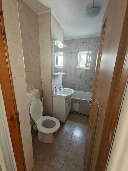 Inchiriez apartament Urlati - 1