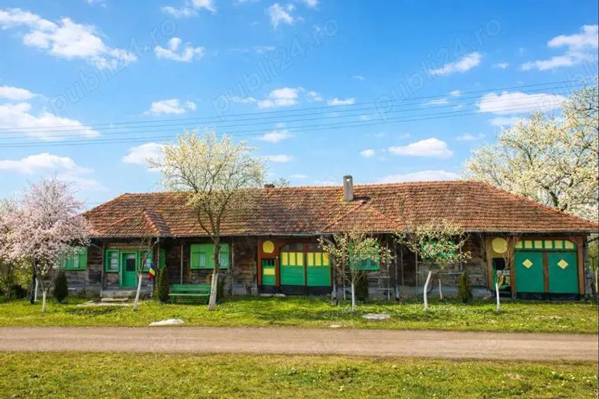 Casa batraneasca din lemn cu teren mare lini?te, utilita?i complete ?i farmec autentic - 4