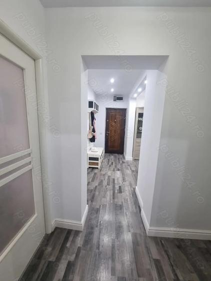 Vand Apartament 4 Camere - 4