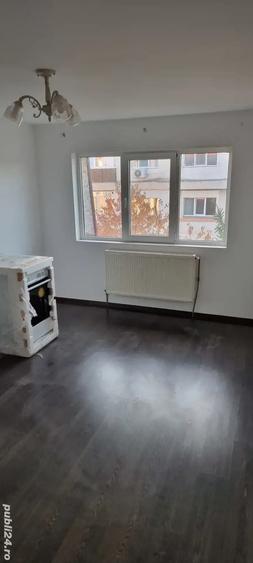 Vand mansarda Trivale Pitesti 75000 - 1