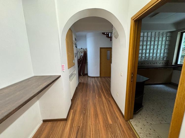 Inchiriere apartament spatios 3 camere etaj 2 plus mansarda Cotroceni Romniceanu - 13