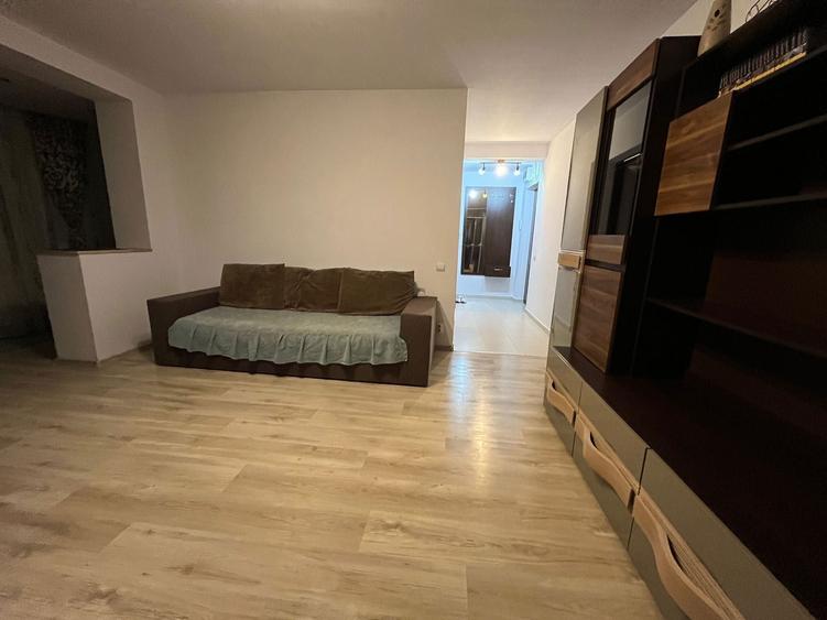 Inchiriez apartament cu o camera Bulevardul Mihai Viteazu - 6