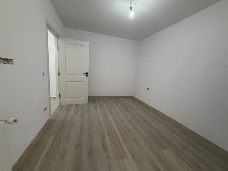 Titan 4 minute metrou - 9