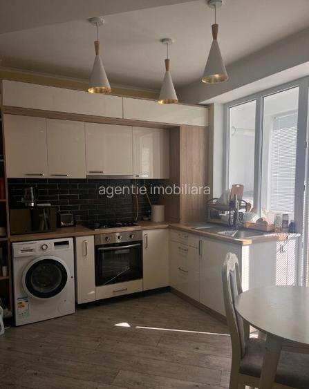 Inchiriez Garsoniera Detunata