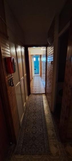 Apartament cu 3 camere decomandat, mobilat în Dumbrava 2