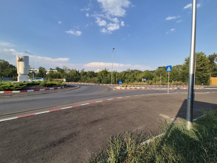 Voluntari - Popasului stradal inchiriere 1700 mp teren - 1