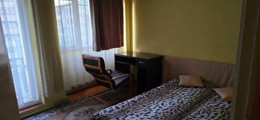 Inchiriez Apartament 2 Camere Ultracentral cu Balcon - 16