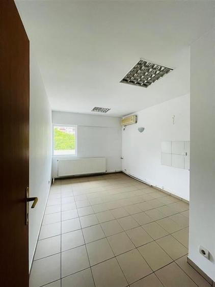 Inchiriere Spatiu comercial curte  pretabil RADIOLOGIE 1Mai Turda sector 1 - 24