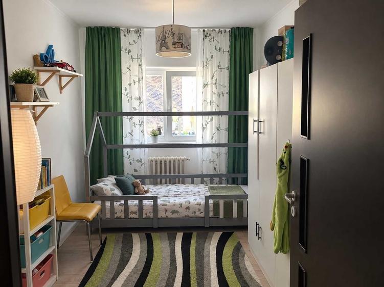 Apartament cu 3 camere decomandat în Dosu Bricii