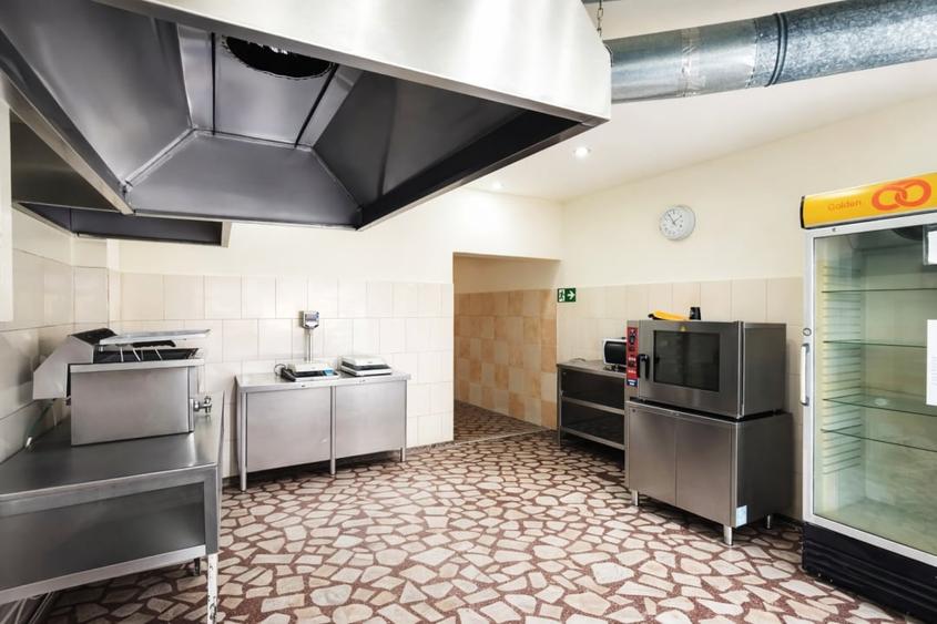 Spatiu comercial | 45 mp | Trafic intens | Activitati multiple | Comision 0% - 3