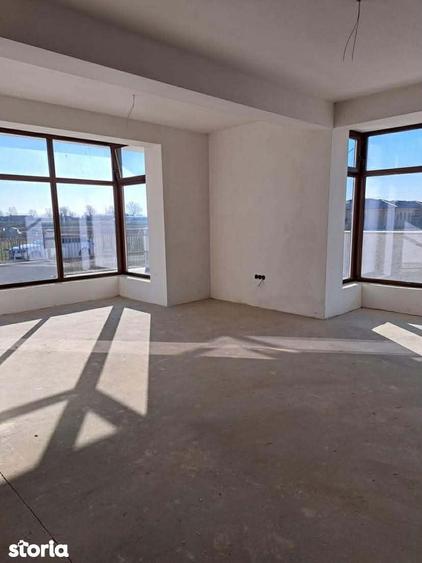 Casa de vanzare 4 camere , zona Odoreu, P+E ,158.000 euro neg. - 12