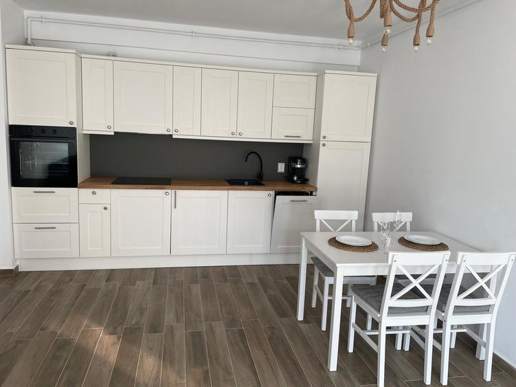 Exclusivitate Mamaia-Nord,apartament 2 camere,gaze,frontal mare, loc de parcare - 4