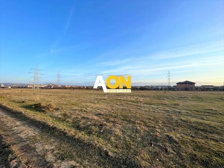 Teren de vanzare str. Emil Racovita, 900MP, toate utilitatile - 1