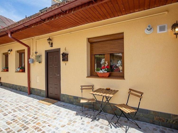 Proprietate unica de inchiriat | Ultra-central, la 2 minute de Piata Sfatului - 2