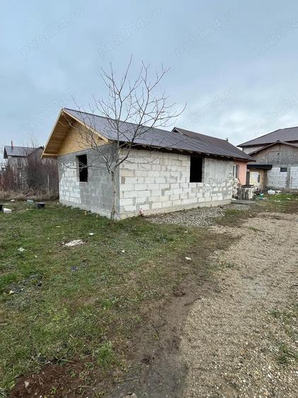 vand casa construita in anul 2025 - 3