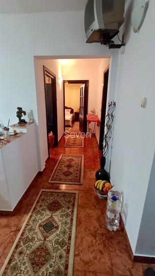 Apartament 3 camere - Tomis III - 138.000 euro negociabil (Cod E11)