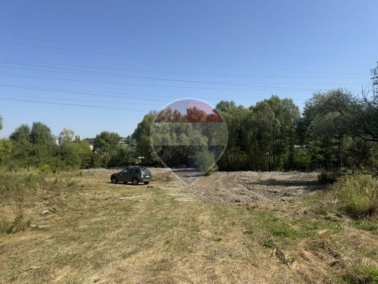 Teren Construcții intravilan de 7280 mp, în Câmpului