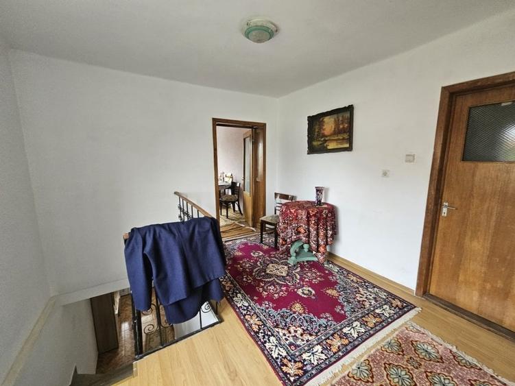 Duplex cu 5 camere cu Teren 1500 Mp în Șibot