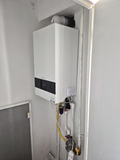 Apartament cu 2 camere decomandat în Gară