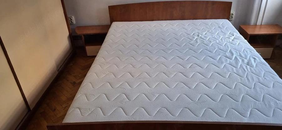 Apartament cu 2 camere decomandat în Exterior Vest