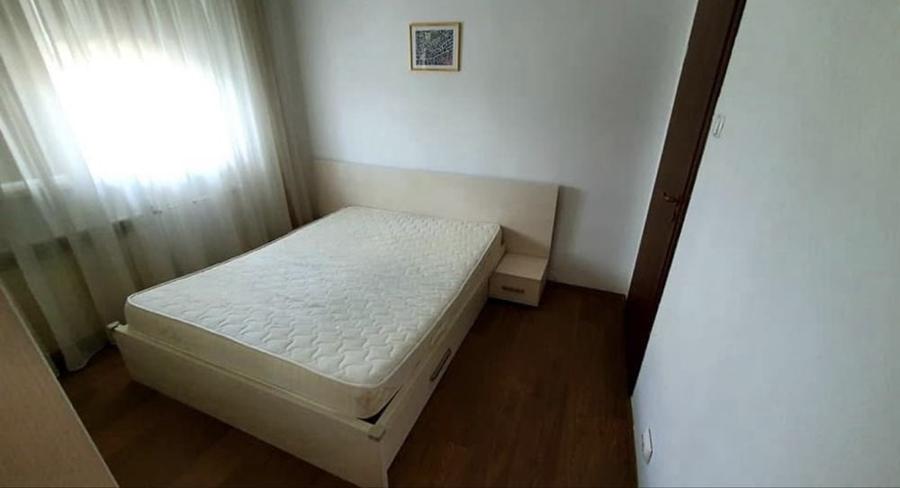 Apartament cu 2 camere semidecomandat în Grivița