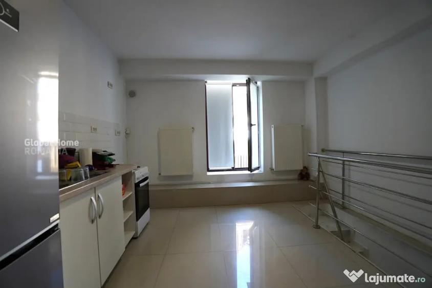 Casă cu 12 camere cu Teren 600 Mp în Victoriei