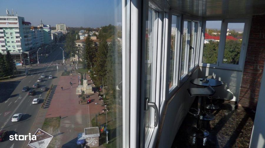 Apartament cu 2 camere decomandat în Ultracentral