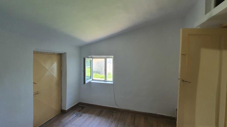 Apartament cu 3 camere decomandat în Răcari