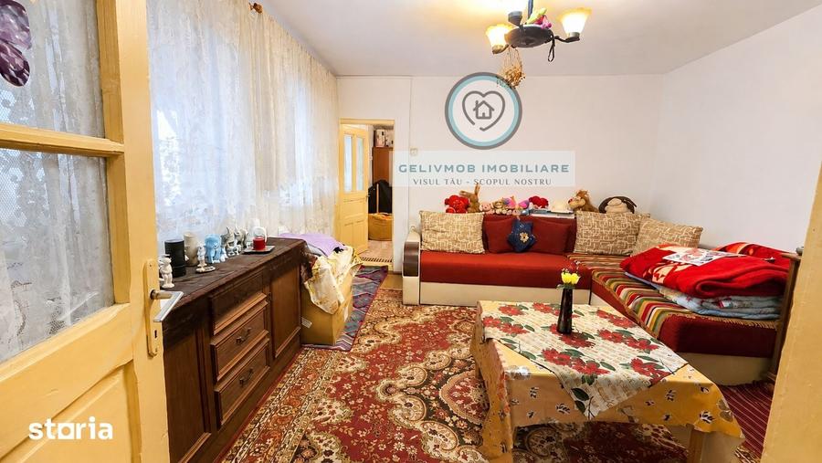 Casă cu 3 camere cu Teren 182 Mp în Pictor Rosenthal