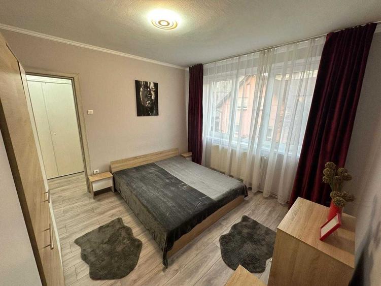 Apartament cu 2 camere decomandat în Central