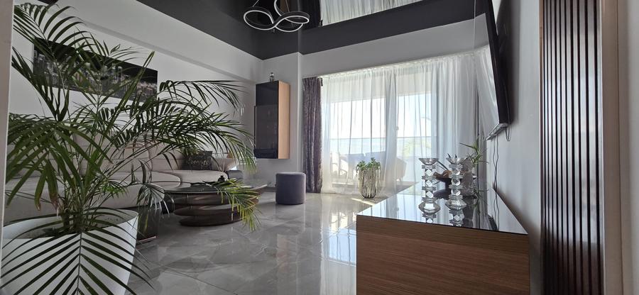 2 camere lux,zona hotel Rex Mamaia,etaj 8 din 10,vedere frontala la lac si mare - 3