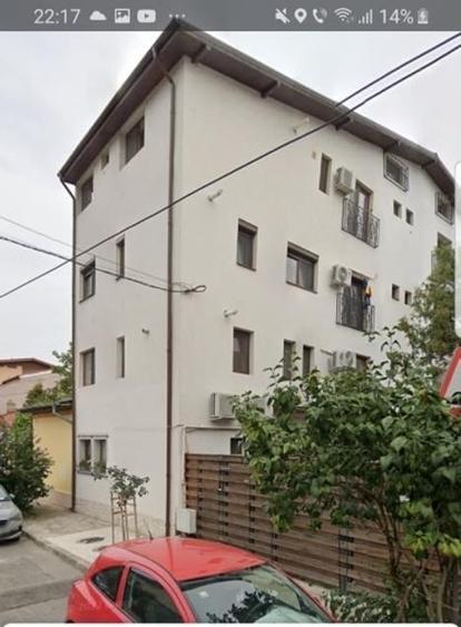 Apartament cu 4 camere decomandat, mobilat în 1 Mai
