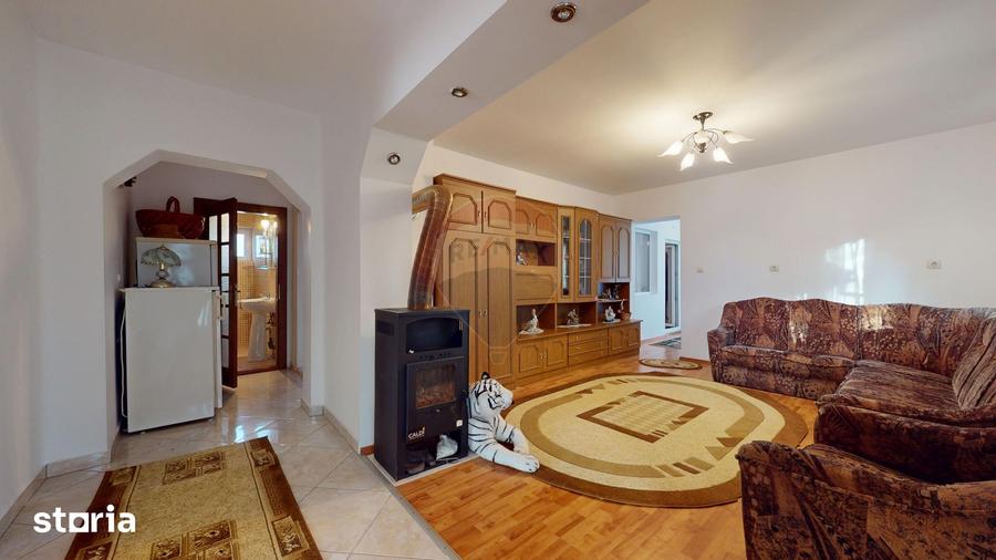 Casă cu 5 camere cu Teren 2633 Mp în Sita Buzăului