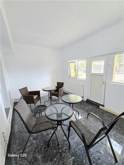 Spatiu Comercial cu Vad, Renovat, Zona CET Medeea - 1
